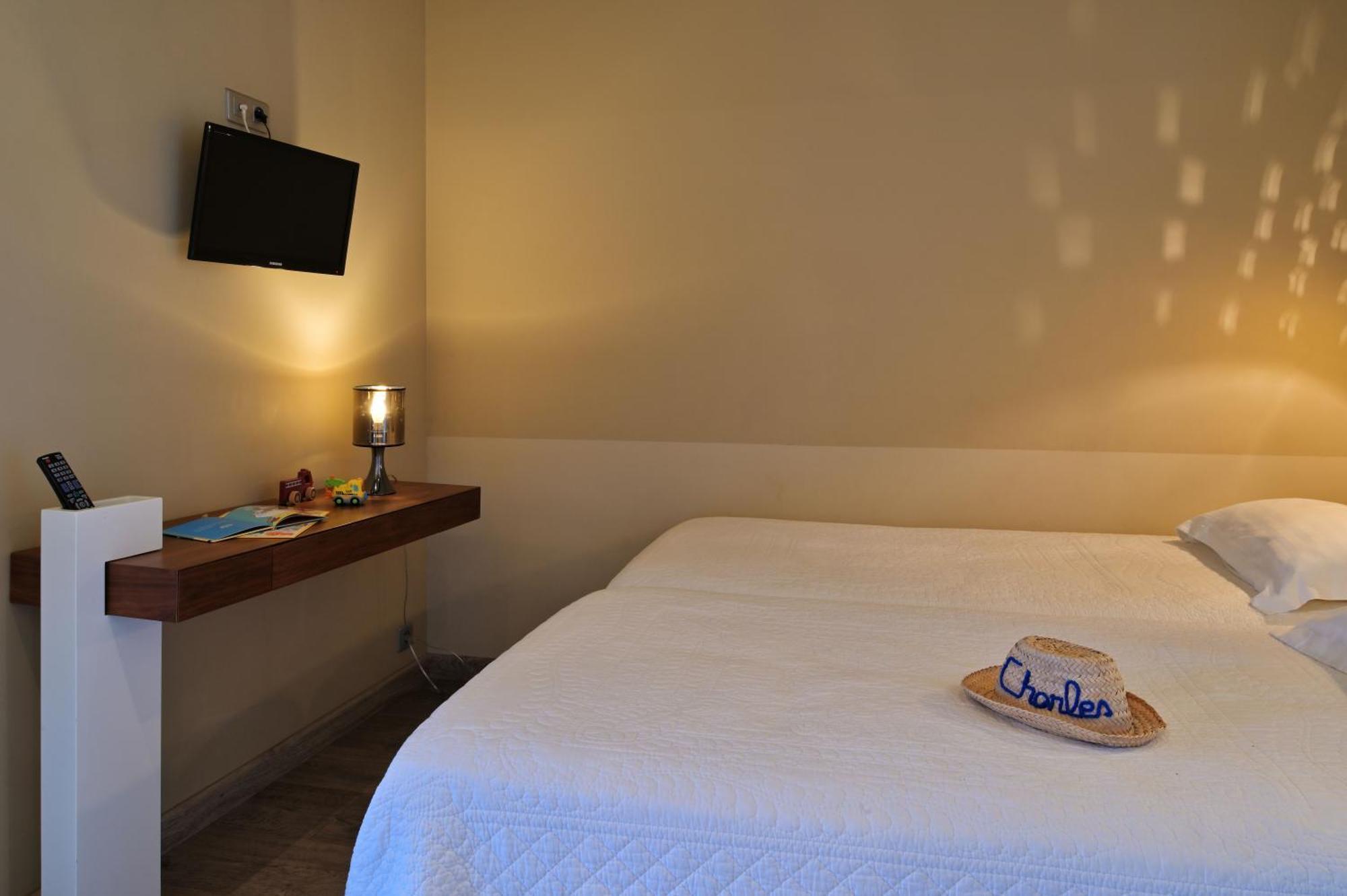 Hotel Abbartello Олмето Екстериор снимка